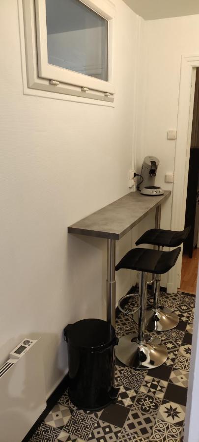 Le Barbatre Apartment Реймс Екстериор снимка